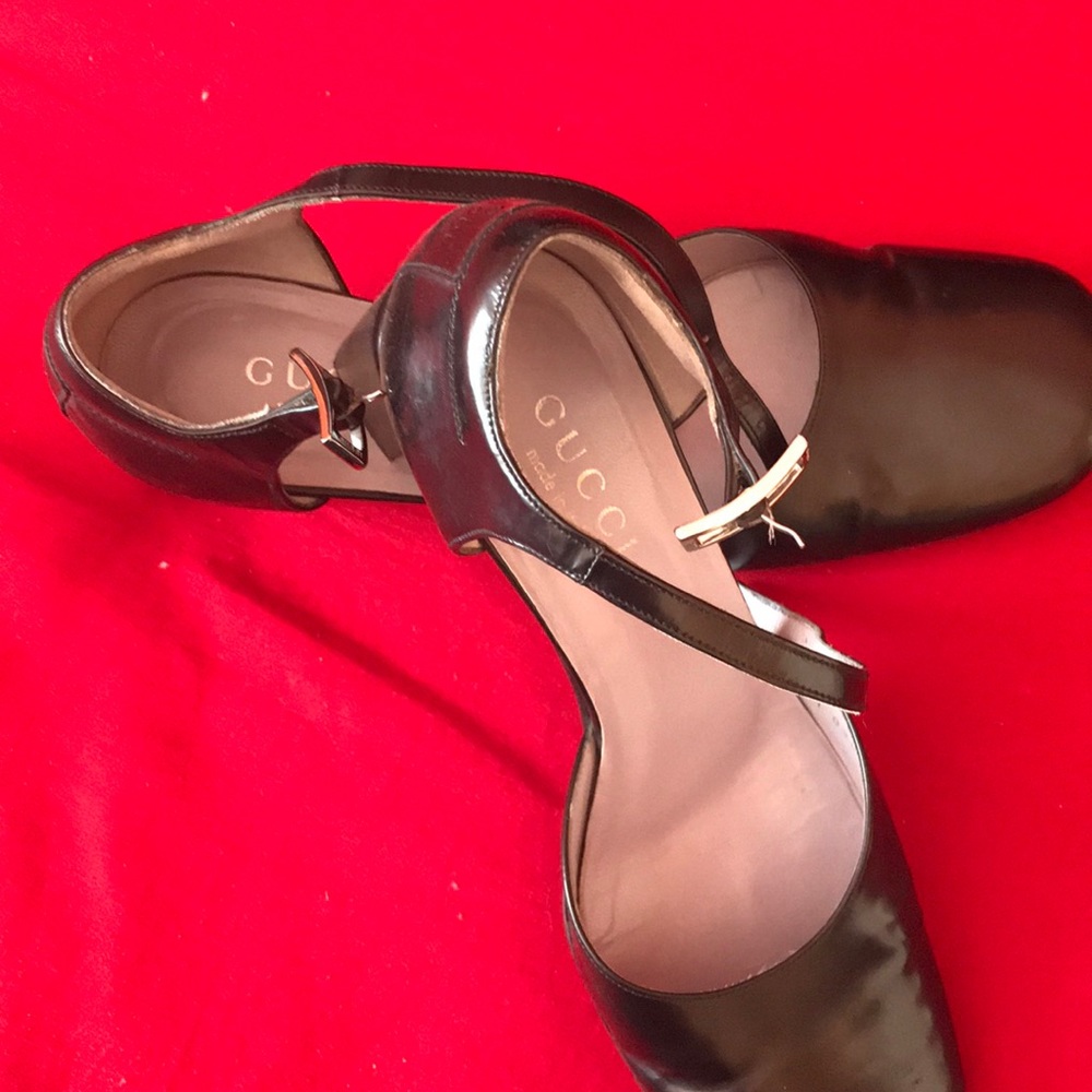 Gucci shoes